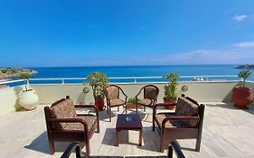 Seaview Flora'S Luxury Apartment-300Meters From The Beach