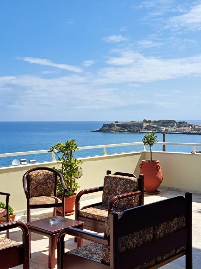 Seaview Flora'S Luxury Apartment-300Meters From The Beach Réthymnon Extérieur photo