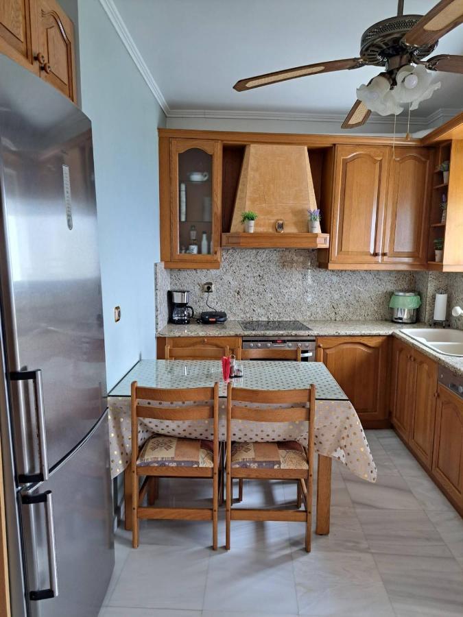 Seaview Flora'S Luxury Apartment-300Meters From The Beach Réthymnon Extérieur photo