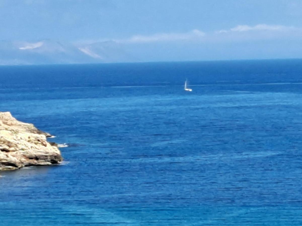 Seaview Flora'S Luxury Apartment-300Meters From The Beach Réthymnon Extérieur photo